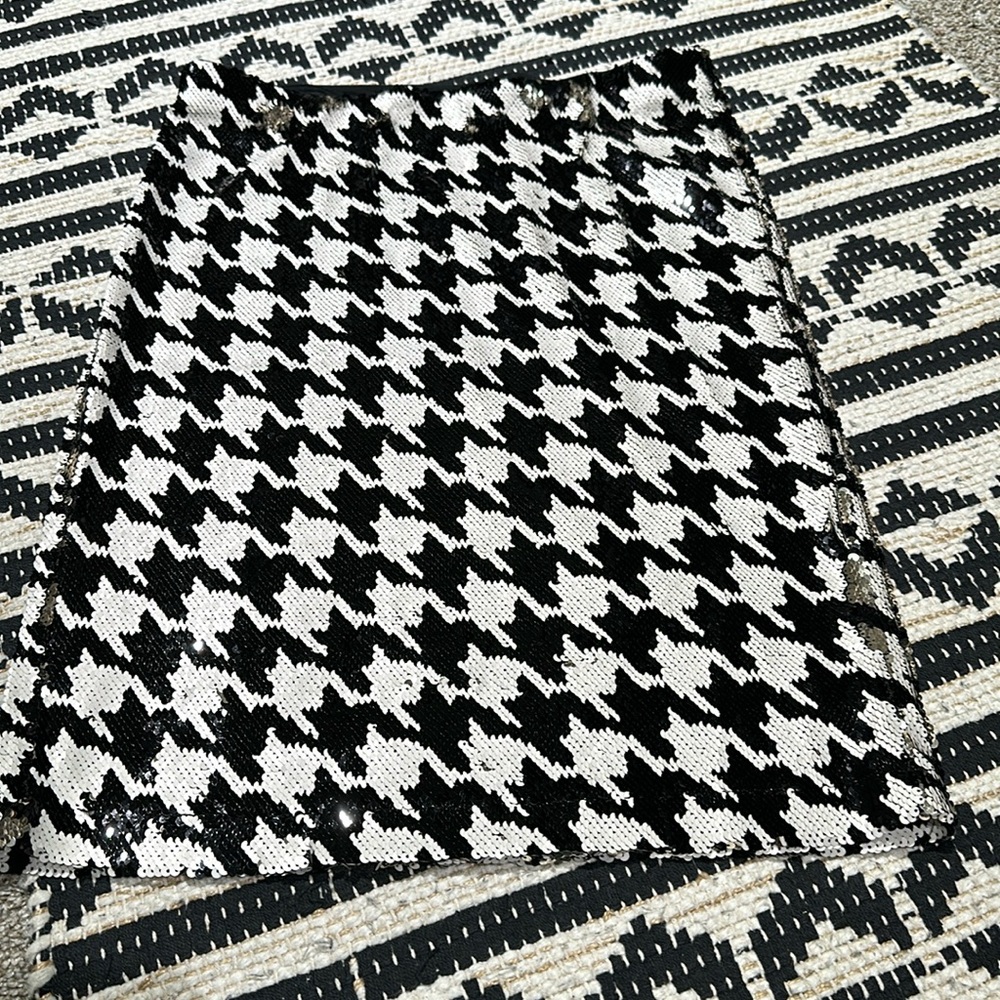 Inc sequence Skirt